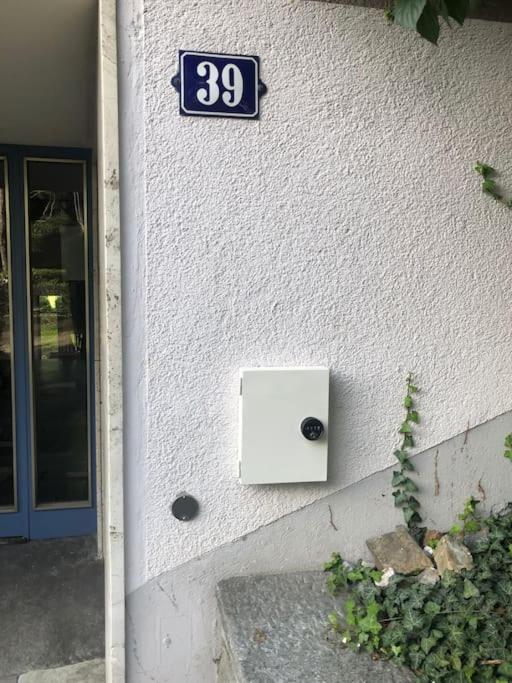 Bright 1 Bedroom Flat In The Centre *